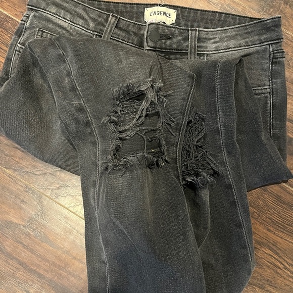 L’Agence Grey Audrina Destructed-Knee Crop Straight-Leg Jeans 27 - Picture 6 of 11